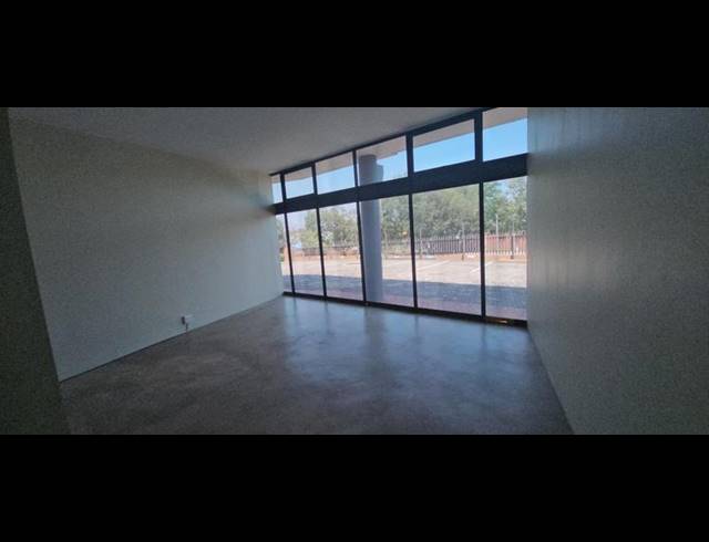 INDUSTRIAL PROPERTY TO RENT IN LINBRO PARK